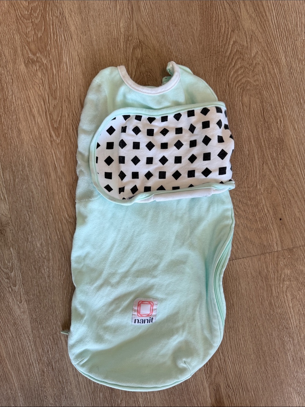 Mint Nanit Baby Swaddle Sack with Black & White Pattern